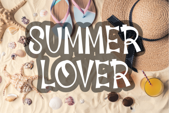Summer Lover: A Font That Builds Your Brand's Sunny Personality